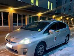 Аренда Toyota Prius III LPG под Uber