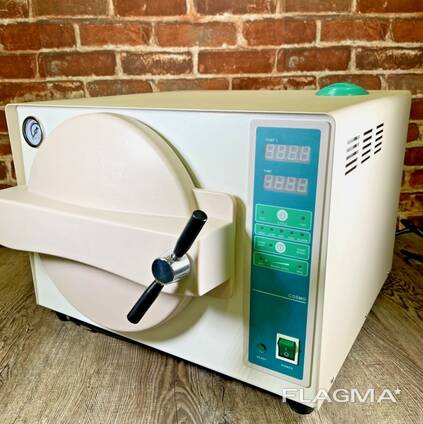 Autoklaw TR250C o pojemności 18 litrów z funkcją suszenia, wykonany ze stali nierdzewnej.