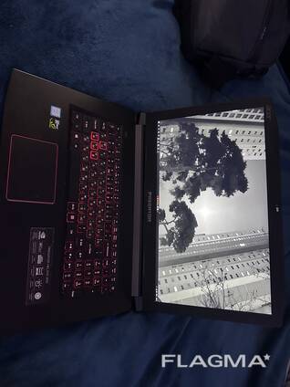 Laptop acer predator helios 300