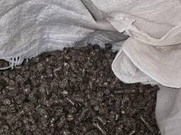 Pellet z łuski słonecznika