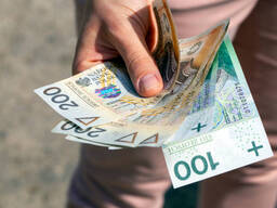 Pożyczka na spłatę chwilówek, komornika bez Baz BIK KRD(Proś masowo, a otrzymasz)