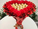 Замовлення і доставка букетів квітів мильних троянд солодощів подарунків вся Польща 1 день - фото 3